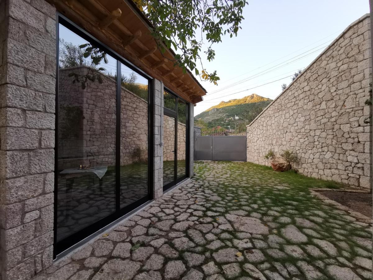 Vila Rira - Rrajce, Shebenik Perrenjas Luaran gambar
