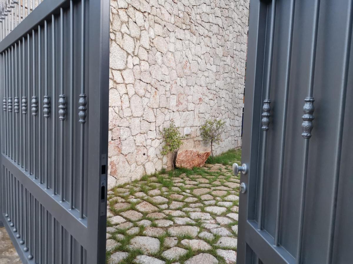 Vila Rira - Rrajce, Shebenik Perrenjas Luaran gambar