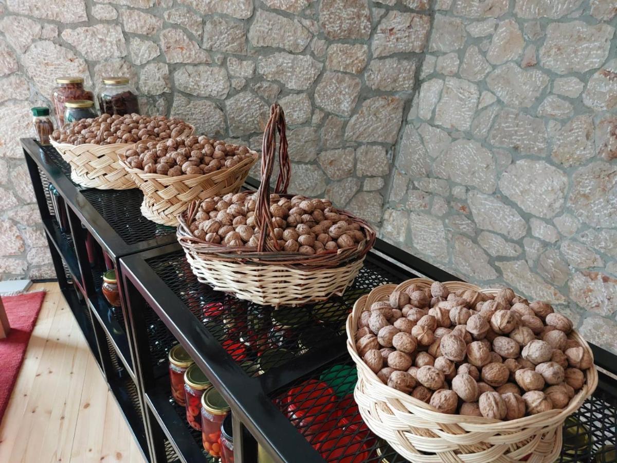 Vila Rira - Rrajce, Shebenik Perrenjas Luaran gambar